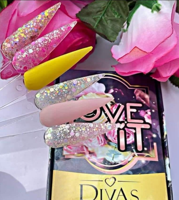 COLECCION ACRILICOS LOVE IT DIVAS